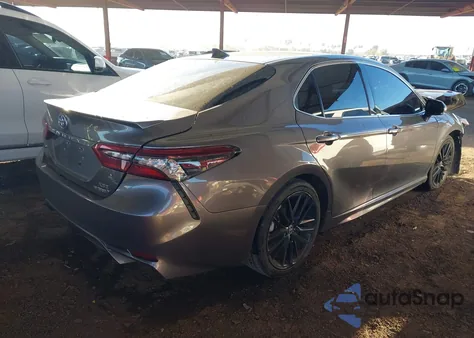 2023 Toyota Camry Xse Hybrid z USA, uszkodzony, nr VIN 4T1K31AK1PU609652